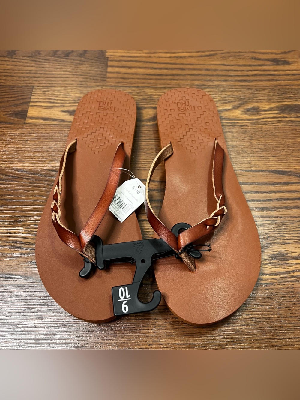 Faux-leather flip-flops in Brown with Braided Thong Strap size 9-10